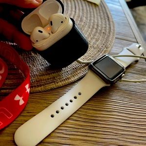 I’m selling an Apple an Apple Watch series 3 and AirPods 2 generation for $350